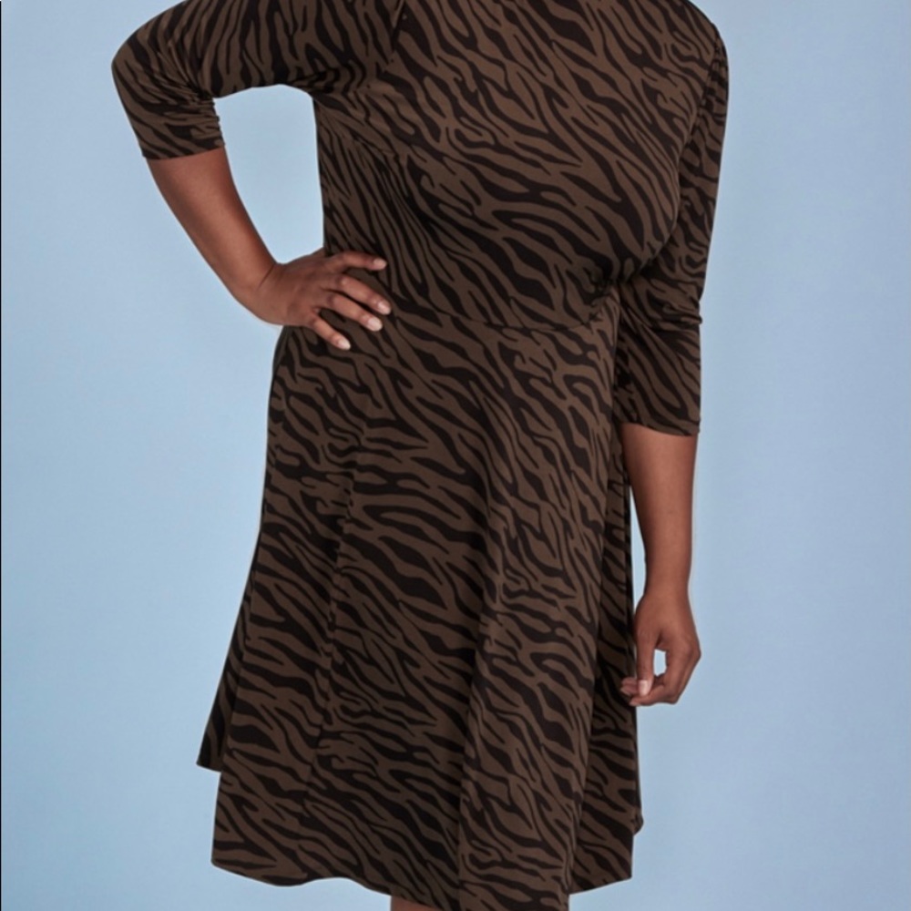 NWT Eloquii Elements Printed Fit and Flare Dress - Picture 4 of 5
